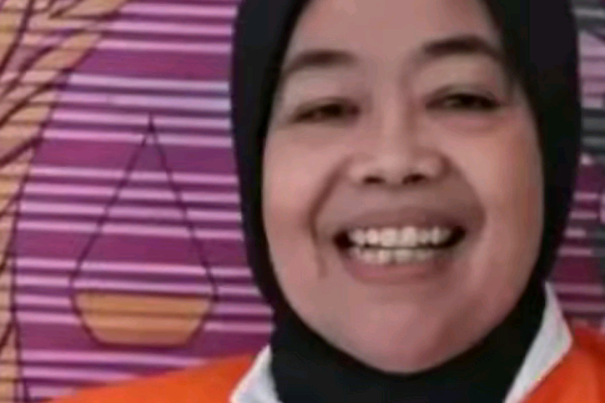 Sosok Heni Mulyani Kades Cikujang Tersangka Korupsi Dana Desa: Senyum, Acungkan Jempol, hingga Minta Doa Saat Ditangkap