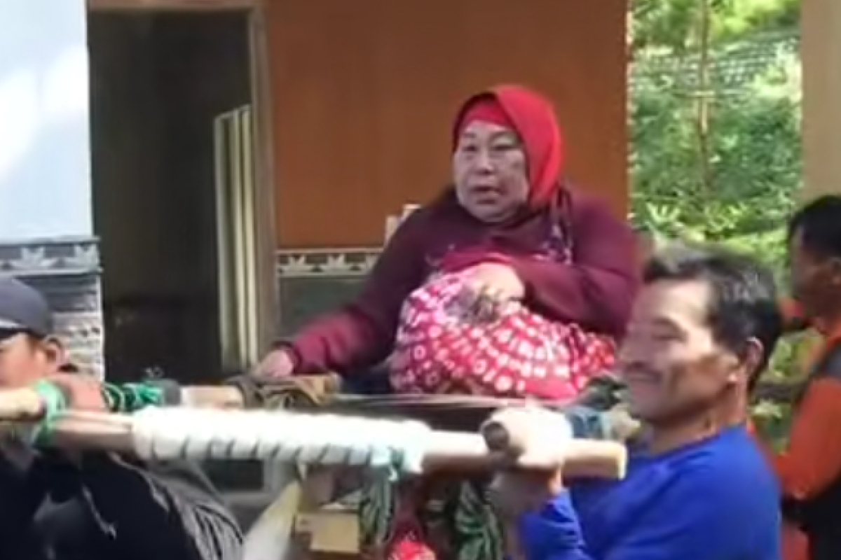 Siapa Anak dan Suami Mbok Yem? Legenda Gunung Lawu yang Meninggal Dunia, Benarkah Bukan Orang Sembarangan? 