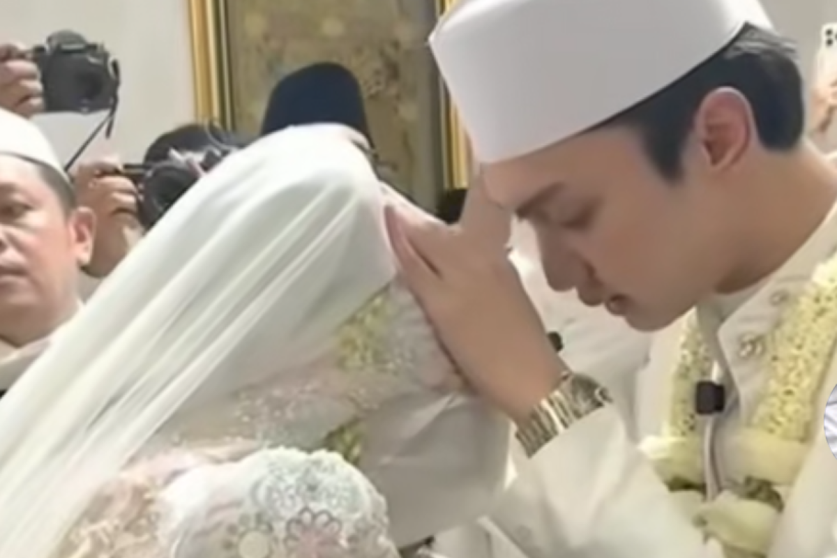 Siapa Kakek Khansa Mariska? Sosok Istri Gus Azmi yang Resmi Menikah, Ternyata Seorang Kiai Ternama