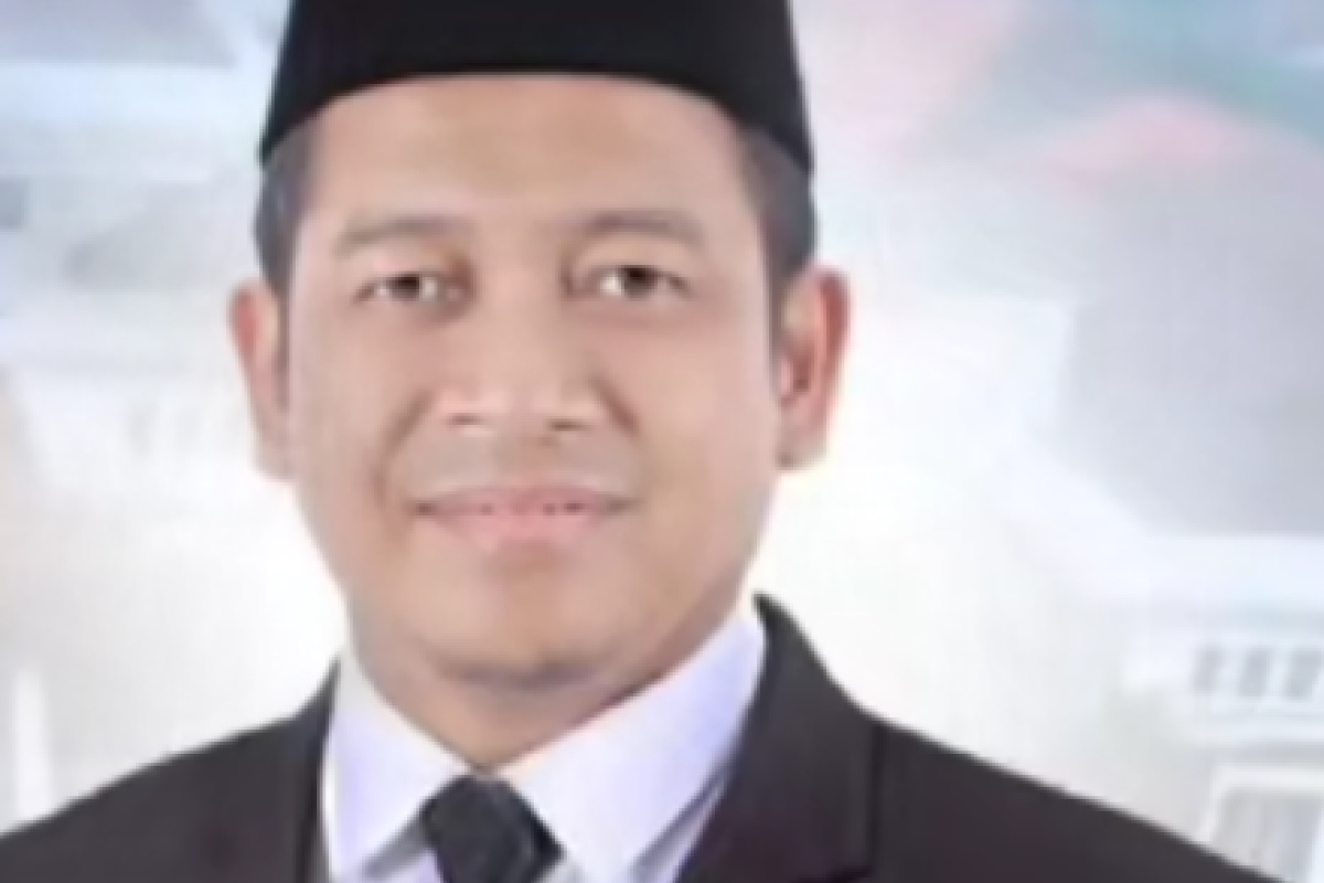 Profil Tampang Budi Prajogo Wakil Ketua DPRD Viral Usai Terbitkan Memo Titipan Murid di SPMB 2025 Lengkap dari Umur, Agama dan Akun Instagram