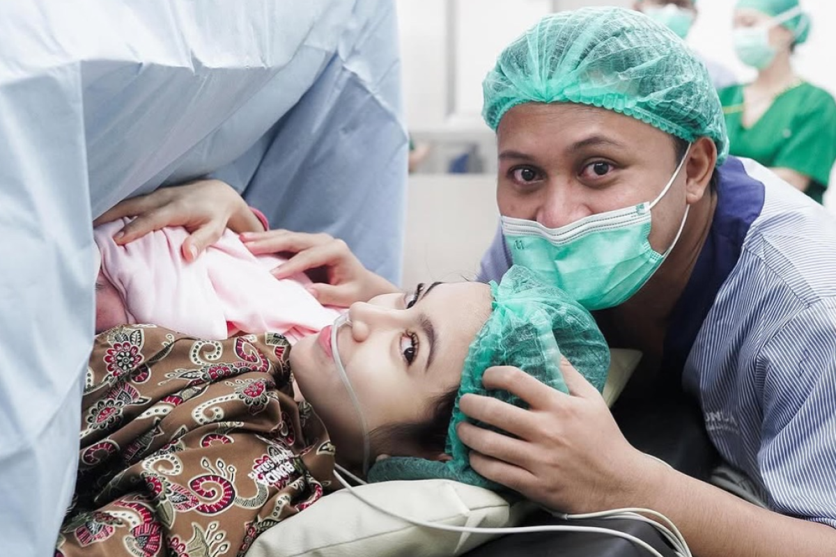 Siapa Zairee Selina Quinlyn Kareema Febian? Putri Pertama Mahalini Raharja dan Rizky Febian yang Lahir Pada Sabtu, 15 Februari 202