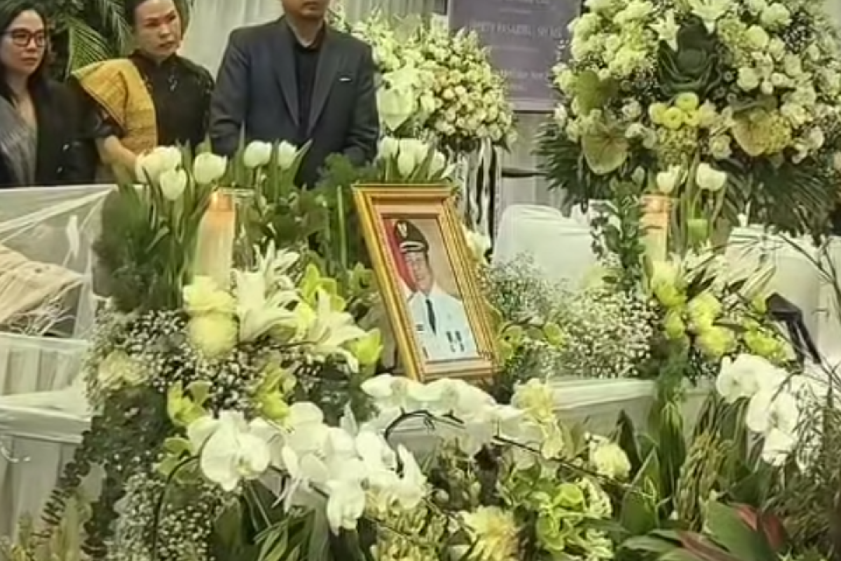 Siapa Anak dan Istri Liberty Pasaribu Ayah Wakil Menteri Investasi & Hilirisasi/Wakil Kepala BKPM Todotua Pasaribu yang Meninggal Dunia, Benarkah Bukan Orang Biasa?
