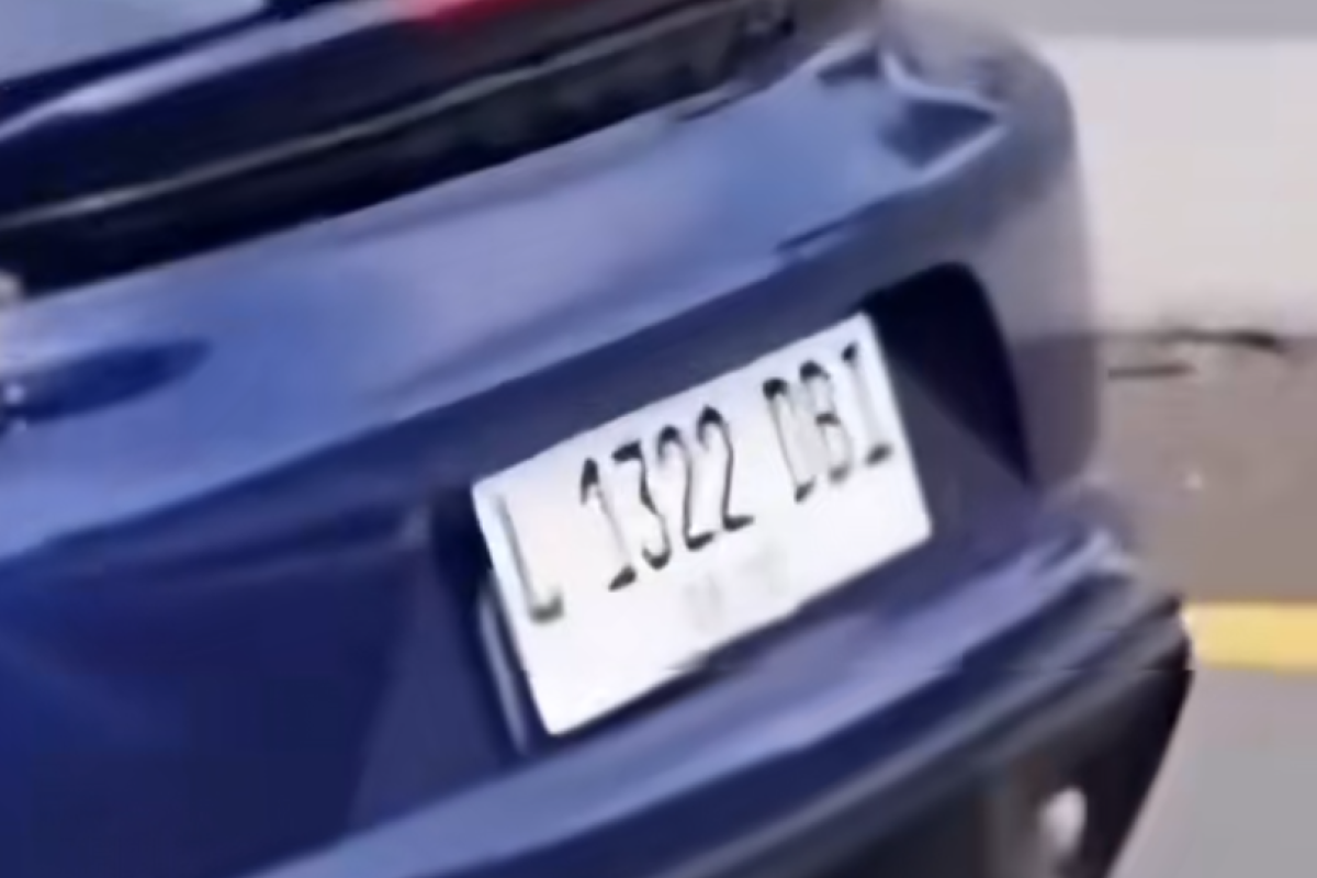 Akun Instagram dan TikTok Hazelle Joewono You Apa? Benarkah Bukan Anak Orang Sembarangan Sosok Pengemudi Porsche Cayman GT4 RS yang Viral Usai Tabrak Mobil Rus