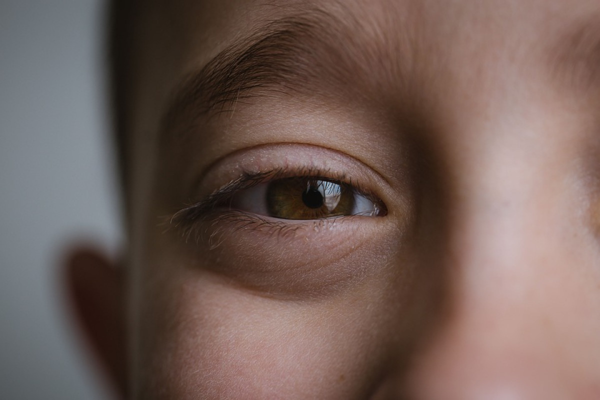 Siapakah Pemilik World App? Viral Usai Dapat Uang dengan Scan Retina hingga Polemik Privasi Biometrik