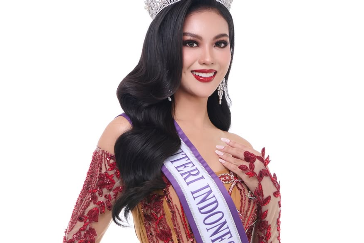 Firsta Yufi Amarta Putri Pemenang Puteri Indonesia 2025 dari Jawa Timur yang Menawan dengan Segudang Prestasi