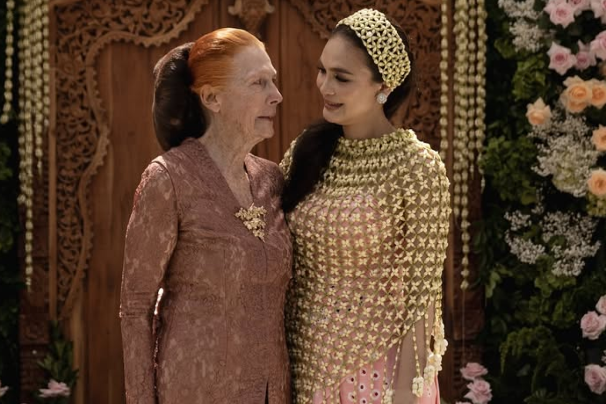 Profil dan Biodata Desa Maya Waltaurd Maiyer Sosok Ibu Luna Maya yang Sederhana, Mandiri, dan Penuh Inspirasi