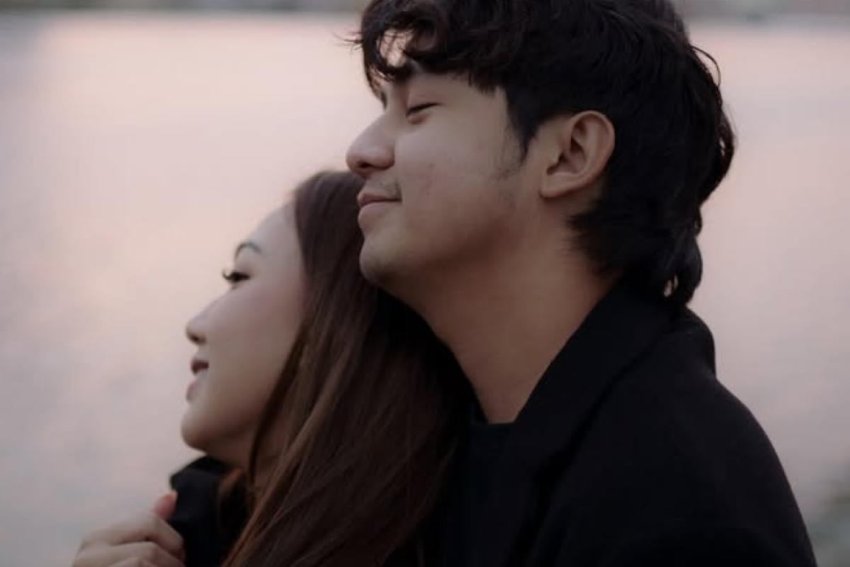 Selisi Berapa Umur Arbani Yasiz dan Raissa Ramadhani? Inilah Biodata Aktor dan Penyanyi yang Resmi Bertunangan