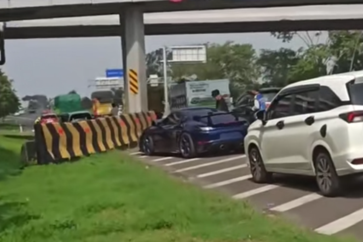 Profil Tampang Hazelle Joewono You Pengemudi Porsche Cayman GT4 RS yang Viral Usai Tabrak Mobil Rush, Lengkap dari Umur, Agama dan Akun IG