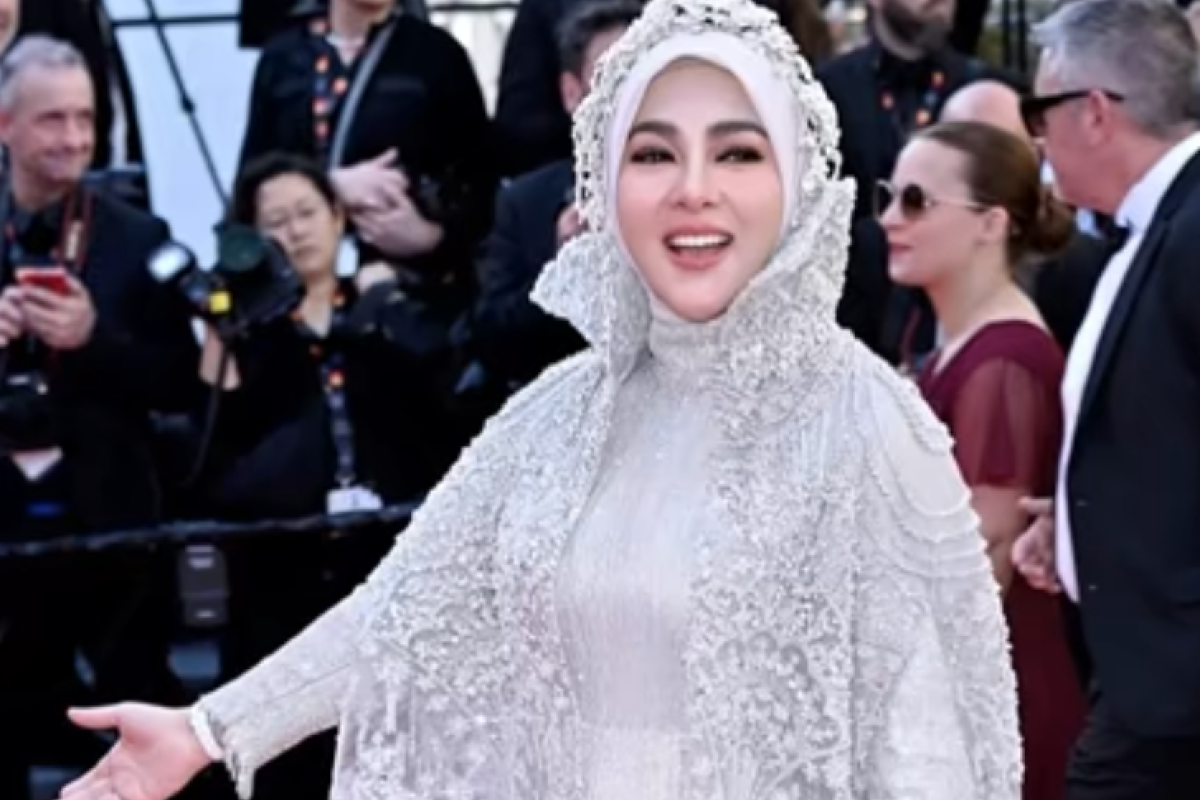 Bukan Pemain Film, Mengapa Syahrini Bisa Mewakili Indonesia Hadir di Cannes Film Festival 2025?