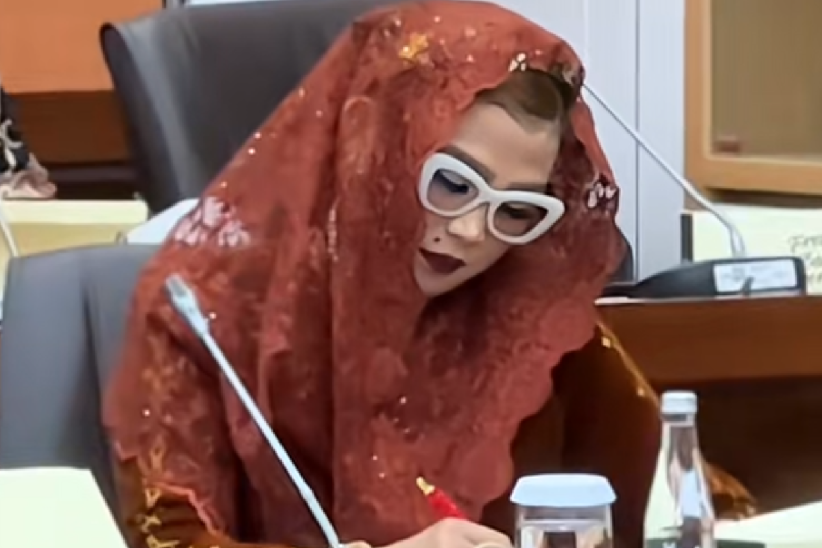 Biodata Tampang Sarifah Suraidah Istri Rudy Mas’ud Gubernur Kaltim yang Menuding Dedi Mulyadi Sebagai Gubernur Konten, Lengkap dari Umur, Agama dan IG