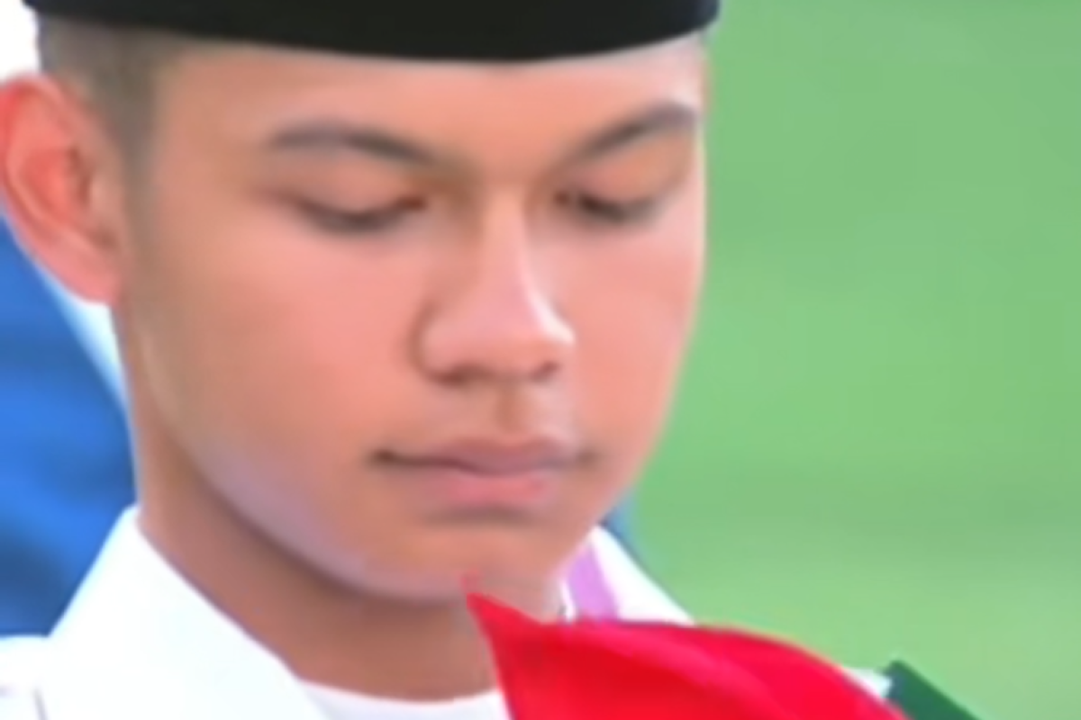 Profil Tampang Muhammad Ghaalib Al Ghifari Anggota Paskibraka Pembentang Bendera Merah Putih di HUT RI ke-80: Lengkap: Umur, Agama dan Akun IG