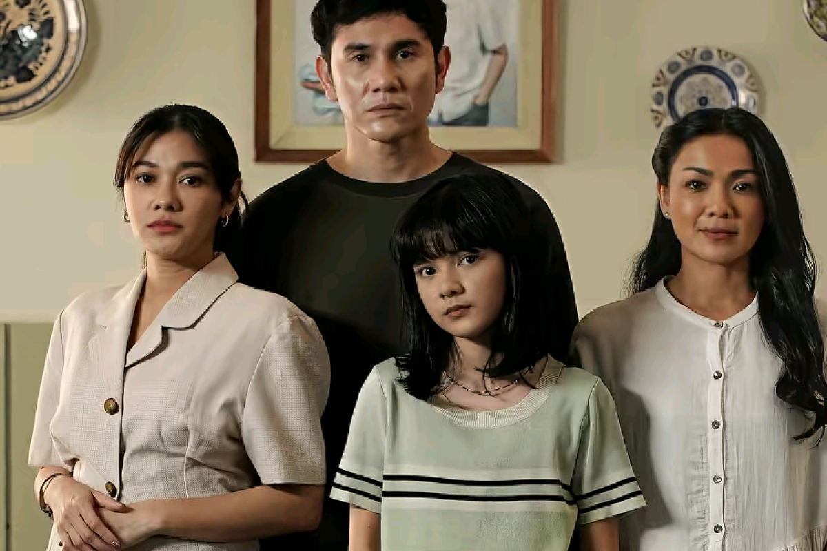 Download Nonton Film Hanya Namamu dalam Doaku 2025 Dibintangi Vino G. Bastian di Bioskop Bukan LK21: Tentang Cinta, Kesetiaan, dan Perjuangan Melawan ALS