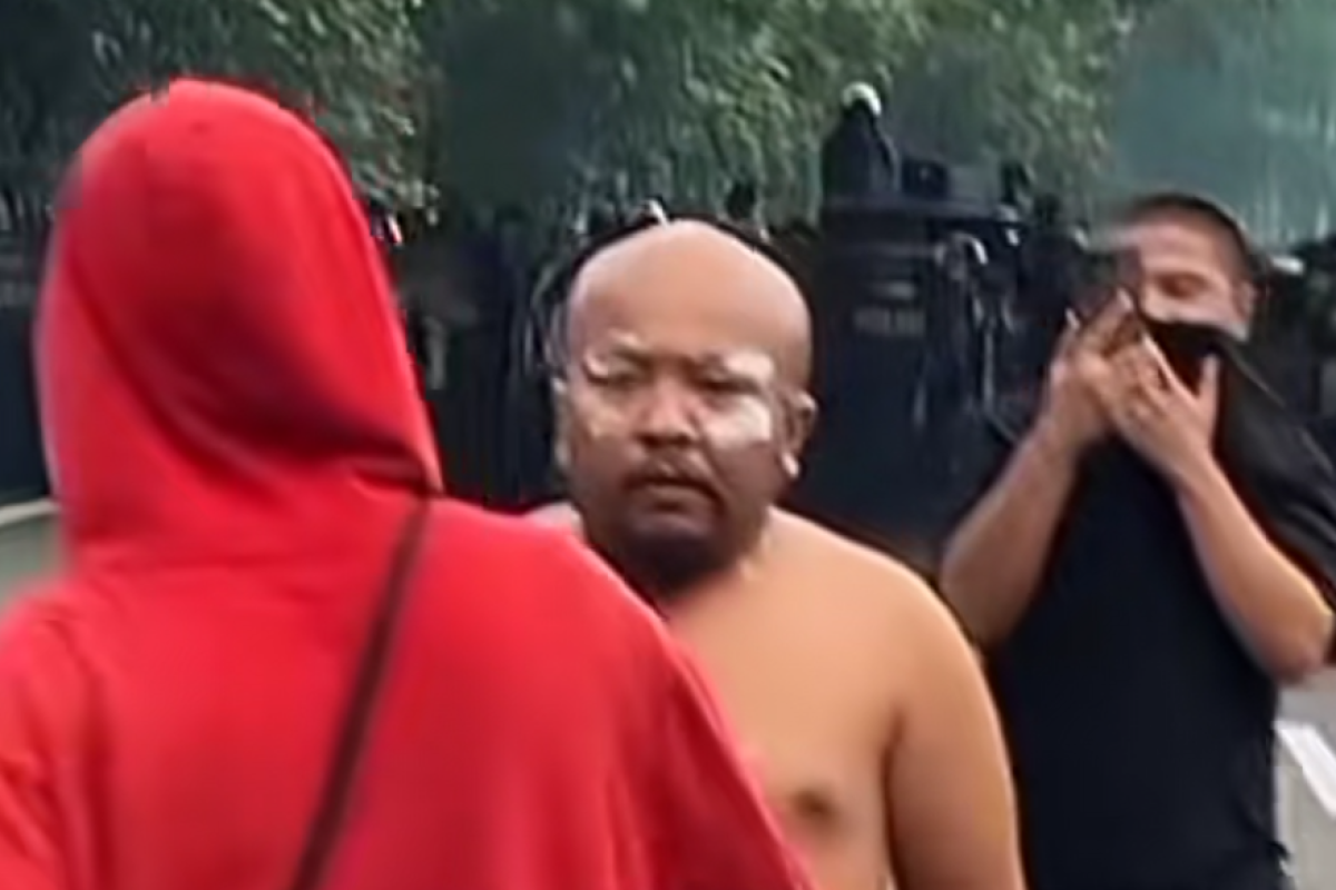 Siapa Anak dan Istri Pascol Kintil? Sang Pahlawan Tak Biasa di Tengah Aksi Demo di Depan Gedung DPR, Bukan Orang Sembarangan