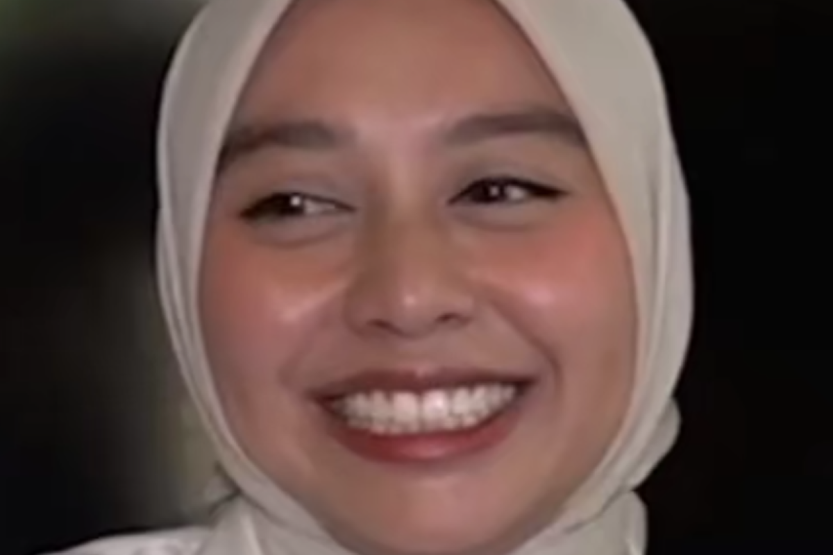 Putri Karlina Menangis Saat Dengar Kisah Pilu Ibu Tunggal di Garut, Netizen Malah Soroti Masa Lalu Penyebab Perceraian dengan Mantan Suami Ternyata Karena