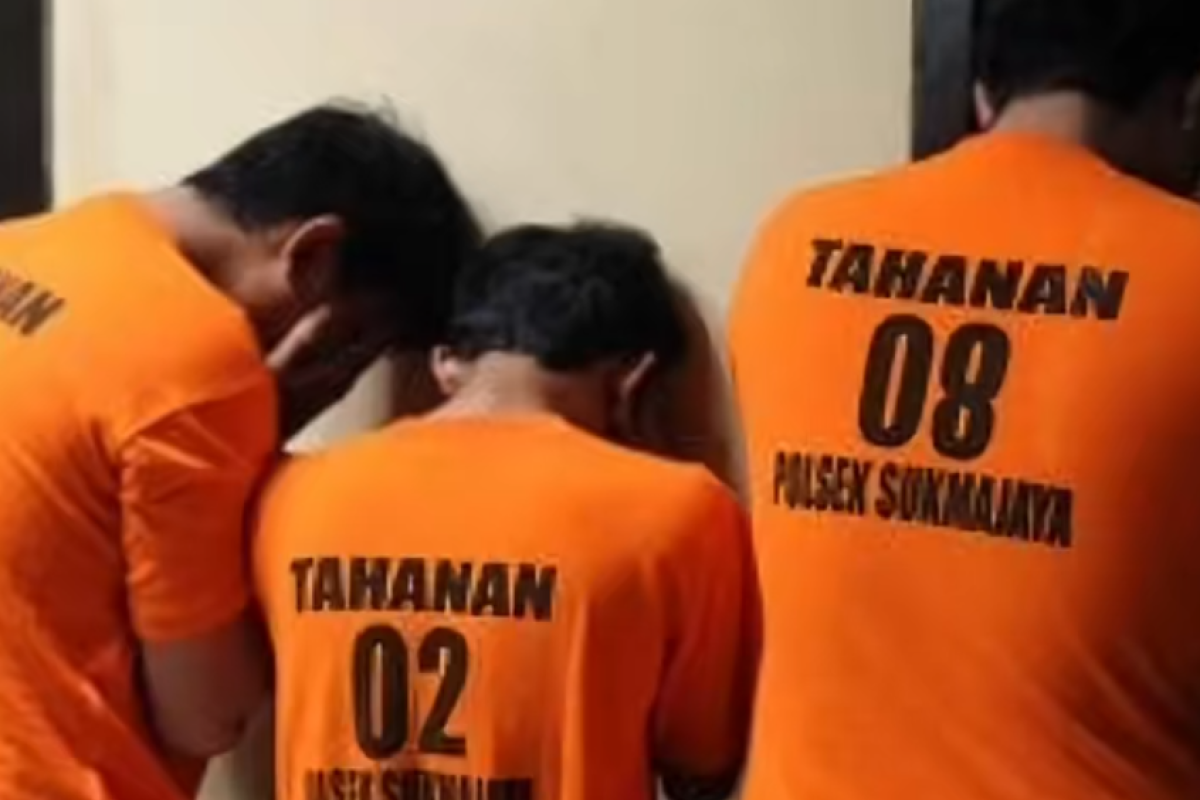 Terungkap Identitas 6 Orang Tersangka Grup Facebook Fantasi Sedarah, Lengkap dari Umur, Agama dan Akun Instagram