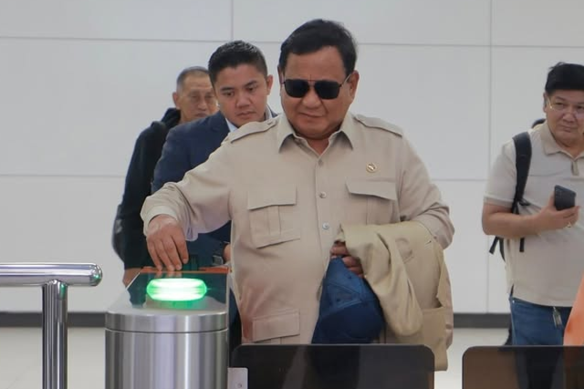 Prabowo Luncurkan Ambisi Baru: Kereta Cepat Whoosh Diperpanjang Hingga Surabaya, Jakarta-Surabaya Cuma 3 Jam!