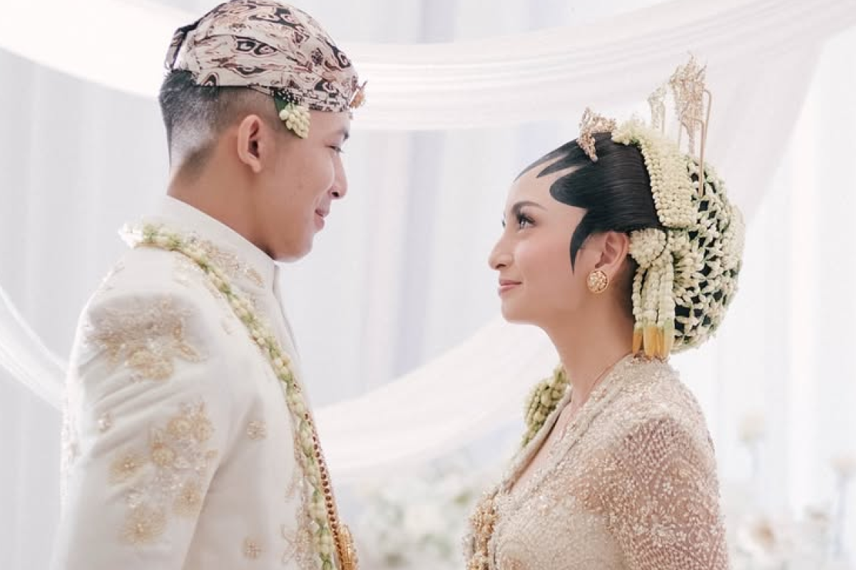 SAH! Valerie Tifanka Resmi Menikah dengan Muhammad Andhika, pada Sabtu 3 Mei 2025: Pernikahan Mewah Berbalut Adat Jawa Tuai Sorotan Publik