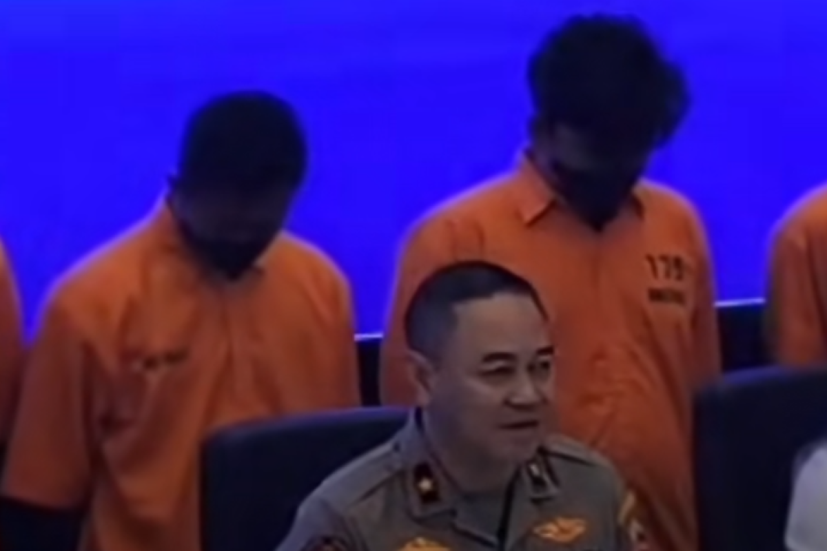 Apa Motif MR Membuat Grup FB Fantasi Sedarah? Benarkah Demi Kepuasan Pribadi?