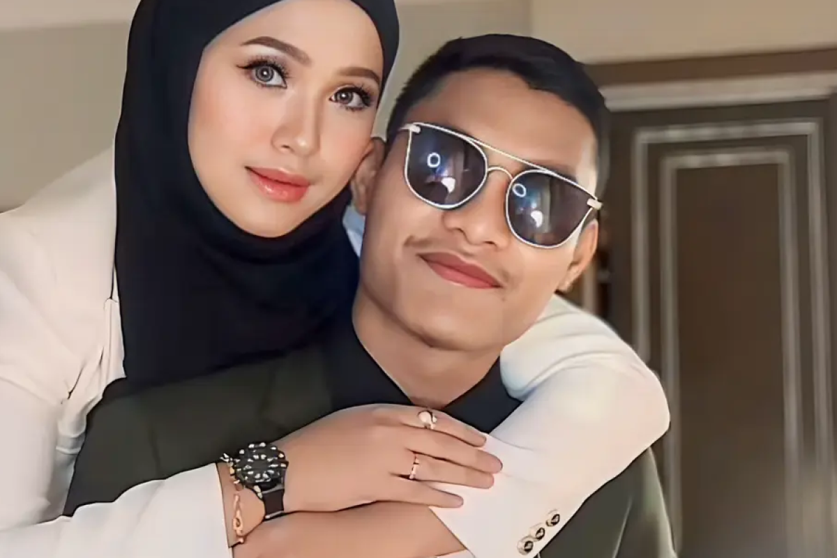 Profil Tampang Siti Jamumall Influencer Malaysia yang Viral Usai Ditalak Suami Saat Live TikTok, Lengkap: Umur, Agama dan Akun IG