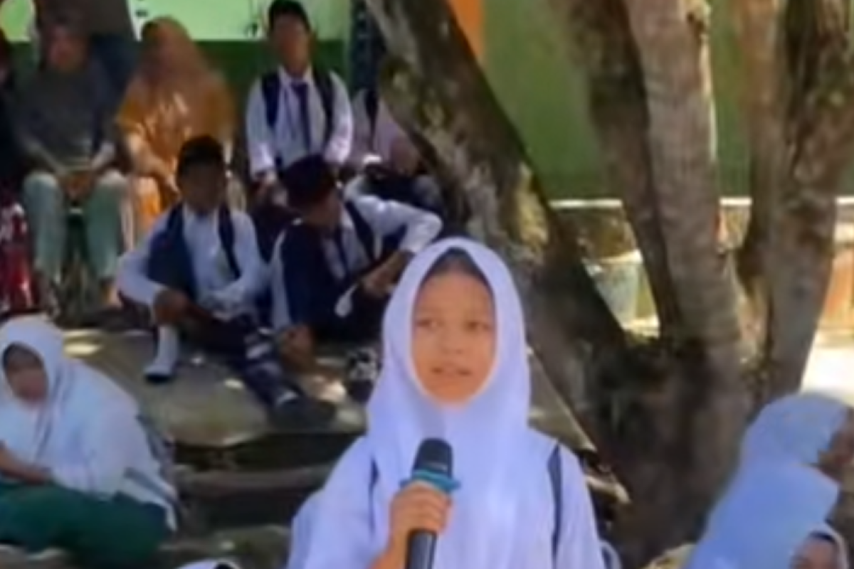 TERUNGKAP! Penyebab Bupati Deli Serdang Menyegel MTS Al Washliyah dan Buat Puluhan Murid Belajar di Pinggir Jalan