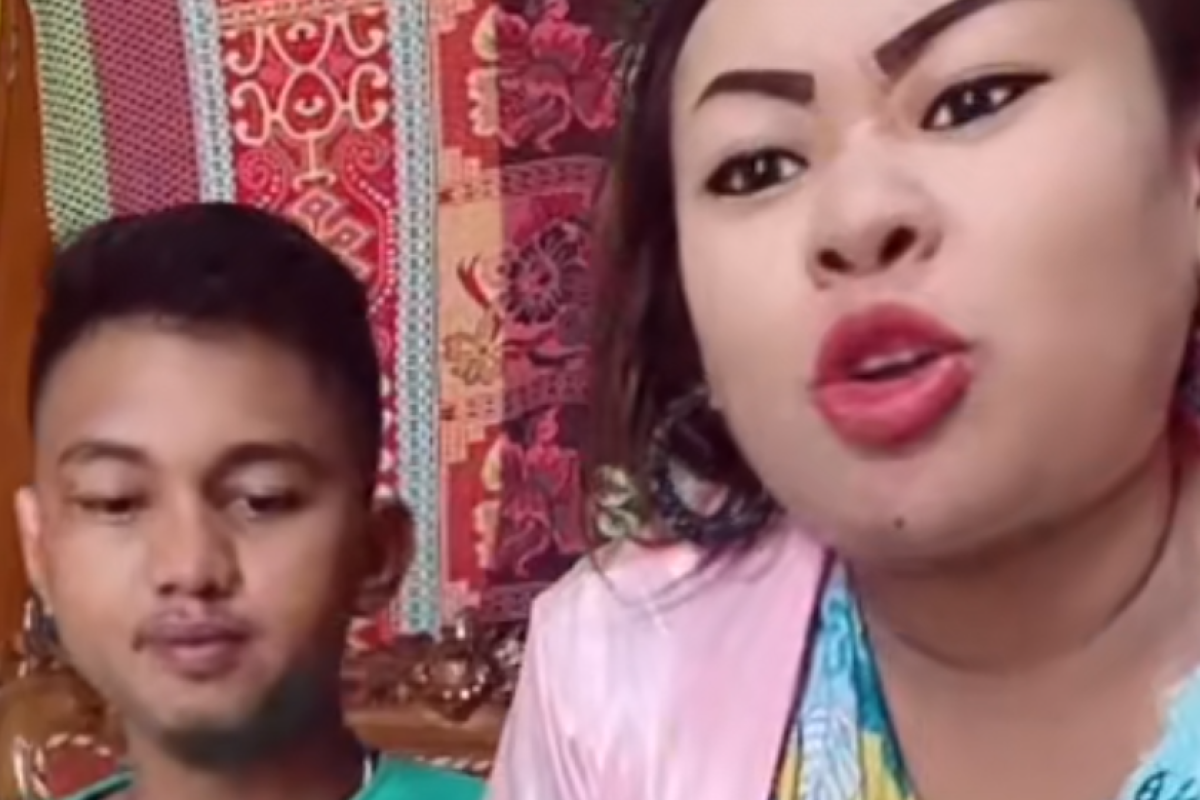 Tante Lala Live Sambil Nangism Ceritakan KDRT yang Dialami Hingga Berakhir Cerai dengan Suami Keduanya Alfian