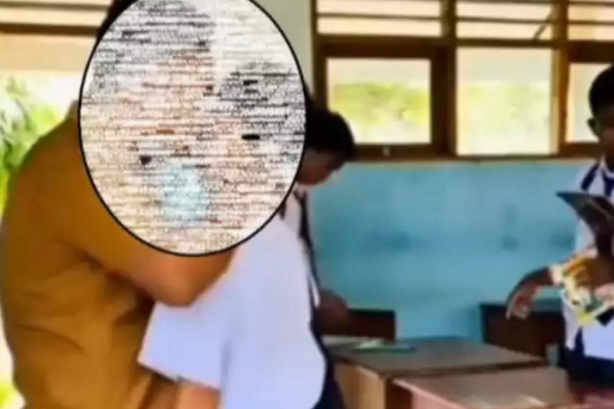 Video Guru Rusly di Sabu NTT Cium dan Peluk Siswa Viral Dinas Pendidikan Minta Klarifikasi