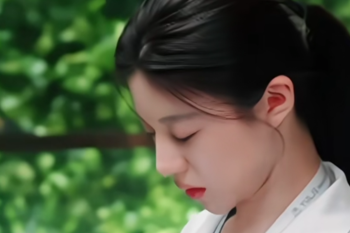 Resident Playbook Episode 9-10 Sub Indo & Spoiler Lengkap dengan Link Bukan di LK21 Tapi di netflix: Yi Young dan Namkyung Mengkhawatirkan Kondisi Kim Sabi