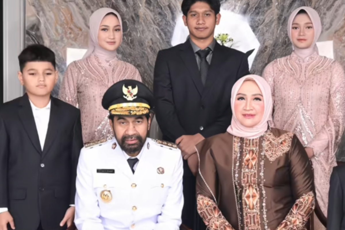 Siapa Anak dan Istri Muzakir Manaf Gubernur Aceh Tinggalkan Bobby Nasution di Tengah Pertemuan? Benarkah Akibat Perpindahan 4 Pulau?
