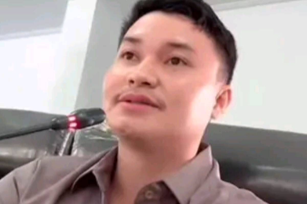 Biodata Tampang Fadhal Rahmat Anggota DPRD Termuda Kendari yang Viral Hisap Vape Saat Rapat, Lengkap: Umur, Agama dan Akun IG