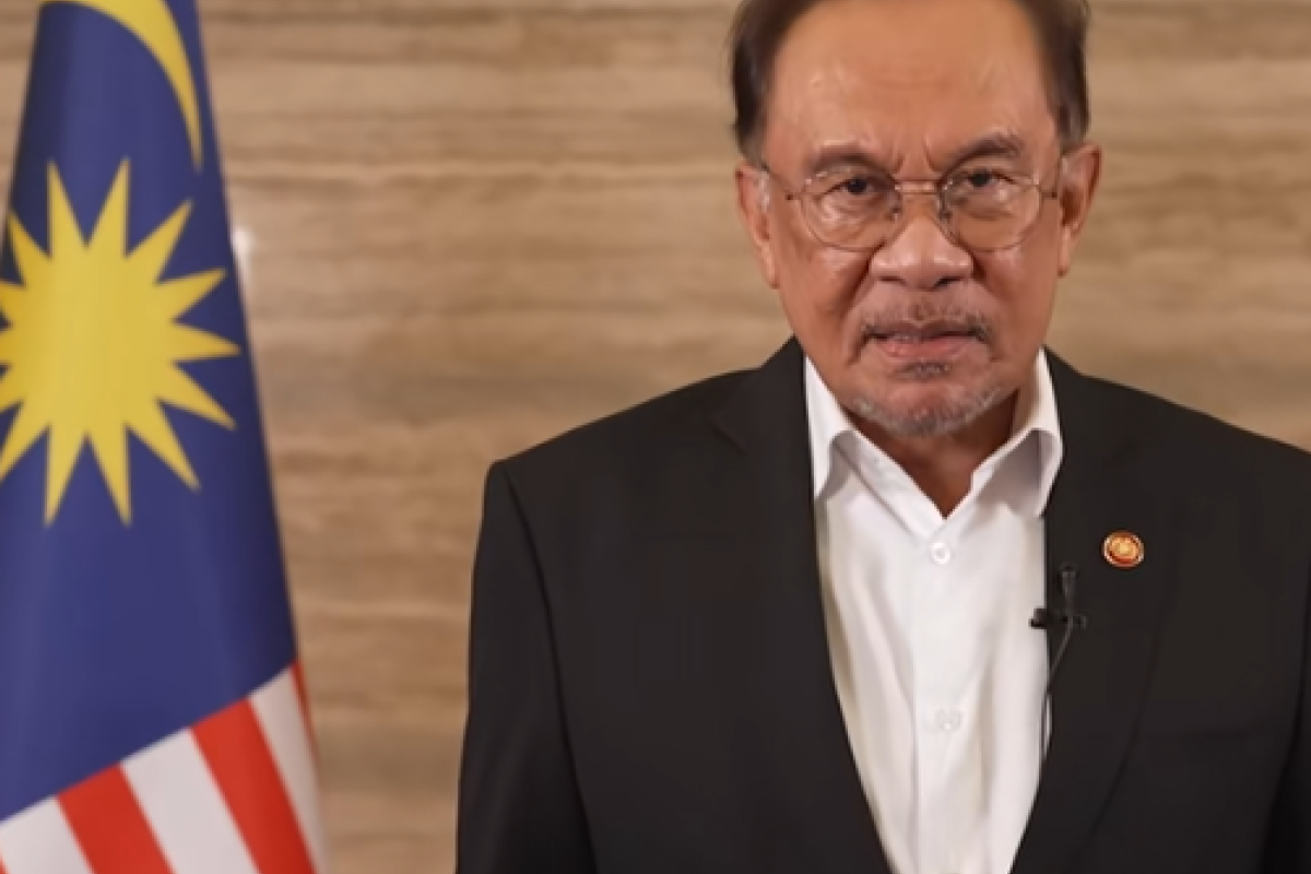 Profil Tampang Anwar Ibrahim Perdana Menteri Malaysia yang Diminta Mundur dari Jabatannya, Lengkap: Umur, Agama dan Akun IG