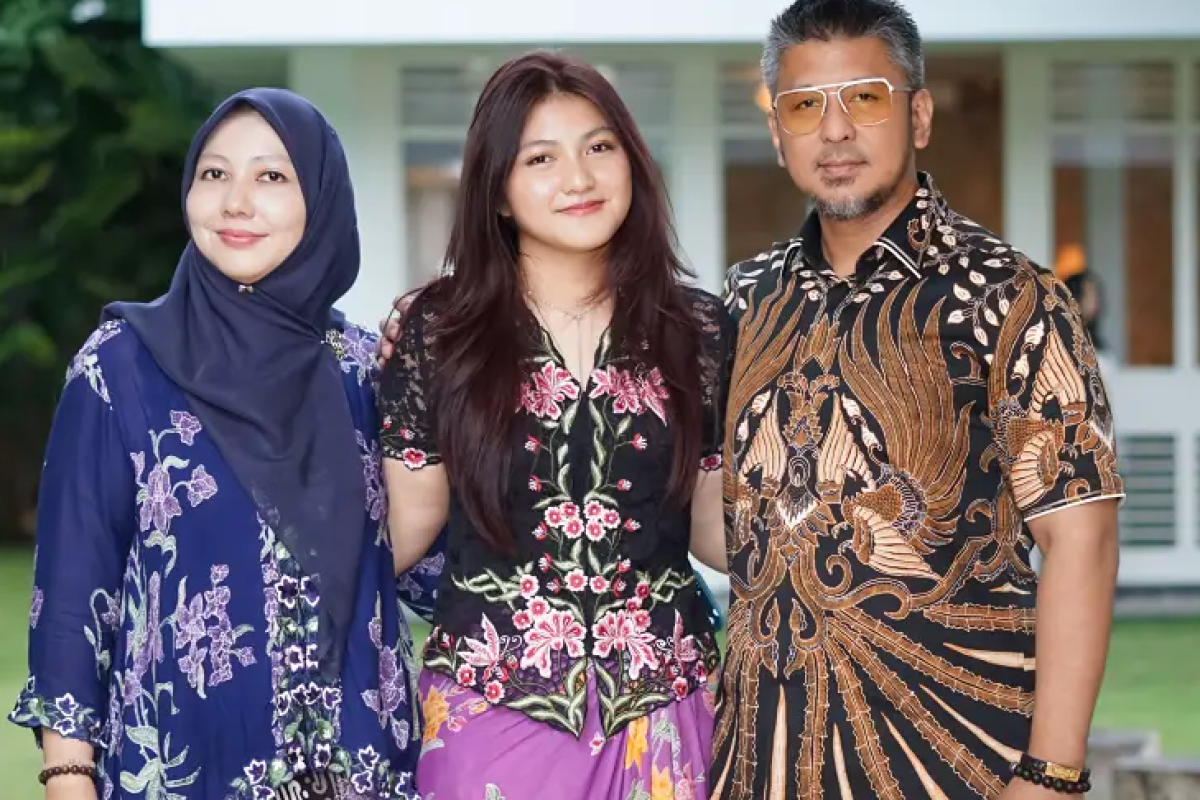 Profil Kayla Antonia Lengkap Umur, Agama dan IG Putri dari Noor Nadira dan Renville Antonio Bendahara Partai Demokrat yang Meninggal Dunia Akibat Kecelakaan