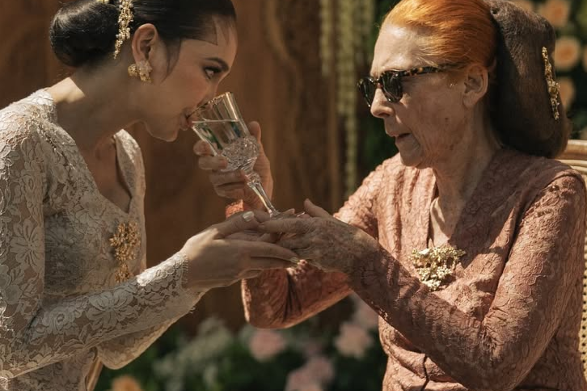 Apa Pekerjaan Desa Maya Waltaurd Maiyer? Ibu Luna Maya yang Akan menikah dengan Maxime Bouttier, Ternyata Bukan Orang Sembarangan di Bali