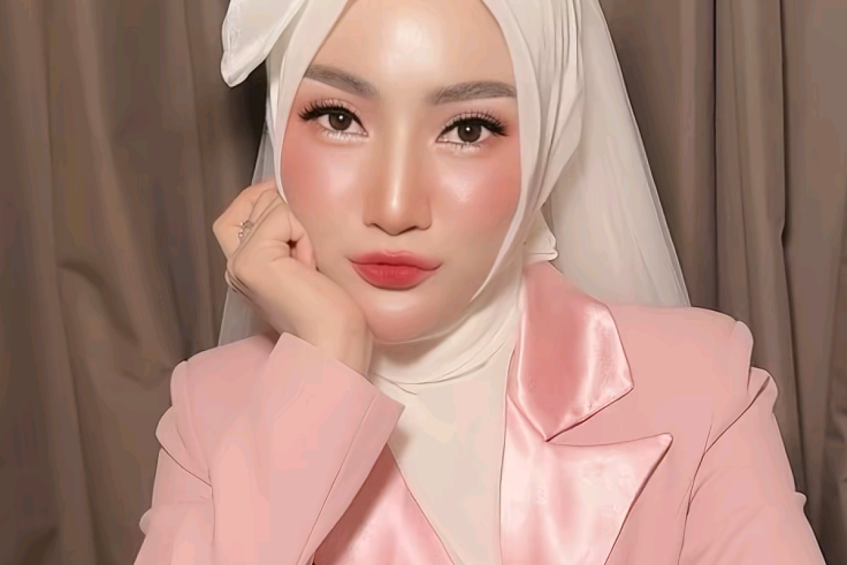 Profil Tampang Poppy Karisma Lestya Rahayu Owner Gloglowing Skincare yang Viral Usai Diduga Pakai Masker Tepung Tapioka, Lengkap: Umur, Agama dan IG