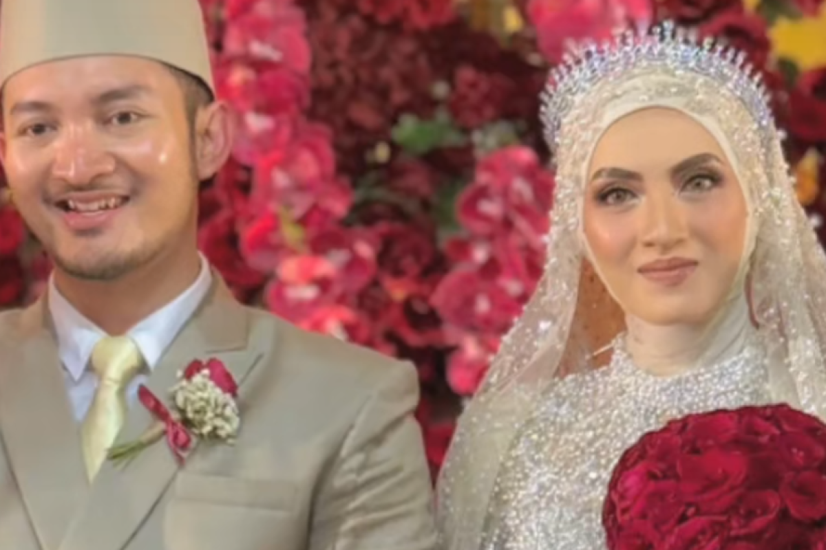Berapa Selisi Umur Antara Cak Iman Lirboyo dan Ning Naila Mumtazah yang Telah Resmi Menikah?