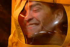 5 Fakta dan Penjelasan Ending Film Mickey 17 (2025) Karya Bong Joon Ho Dibintangi Robert Pattinson: Percetakan Manusia dnegan 17 Kehidupan