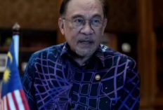 Ribuan Warga Malaysia Turun ke Jalan Tuntut Perdana Menteri Anwar Ibrahim Mundur