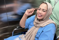 Sakit Apa Elly Sugigi? Benarkah Kini Terbaring Lemas di Rumah Sakit dan Bengkak Paha Hingga Harus Operasi