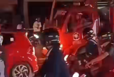 Detik-Detik Mobil Damkar Seruduk Kendaraan yang Melaju Lambat di Balikpapan, Warganet Beri Dukungan