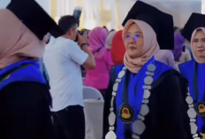 Profil Biodata Prisillia Mutiara Sari Kepala Sekolah SMK CBM Purwokerto Viral Usai Gelar Wisuda Kelulusan SMA Ala Kampus, Lengkap: Umur, Agama dan Akun IG