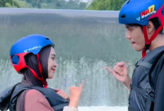 Berapa Selisih Umur Evan WMD dan Ria Ricis? Benarkah Kini Resmi Berpacaran Usai Kepergok Liburan Bersama di Air Terjun?