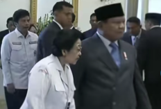 Gibran Rakabuming Raka Terlihat Berada di Belakang Megawati saat Hadiri Upacara Harlah Pancasila yang Dipimpin Oleh Presiden Prabowo Subianto