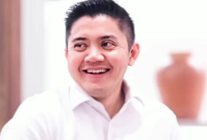 Sosok Seskab Teddy Indra Wijaya: Dari Keluarga Sederhana hingga Jadi Orang Penting di Istana