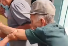 Lansia 82 Tahun di Pasangkayu Terpaksa Datangi Kantor Kelurahan Ambil Bansos, Viral dan Tuai Empati Warganet